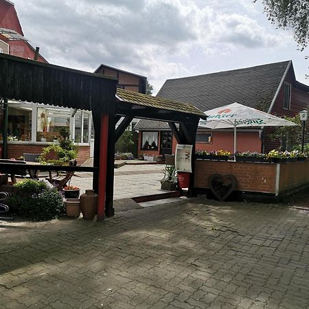 Uschi'S Gasthof Neuendorf  Dış mekan fotoğraf